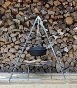 Petromax - Driepoot - Dutch Oven - Staal -Woninginrichtingseries Winkel 1047x1200