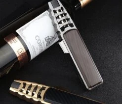 Merkloos Turbo Jetflame Aansteker - Gasbrander - Vuurwerk Torch - Crème Brûlée Brander - BBQ En Sigaren Aansteker - Windproof - Carbon Met Goudkleurige Metalen Behuizing 17 Merkloos Turbo Jetflame Aansteker - Gasbrander - Vuurwerk Torch - Crème Brûlée Brander - BBQ En Sigaren Aansteker - Windproof - Carbon Met Goudkleurige Metalen Behuizing -Woninginrichtingseries Winkel 1200x1028