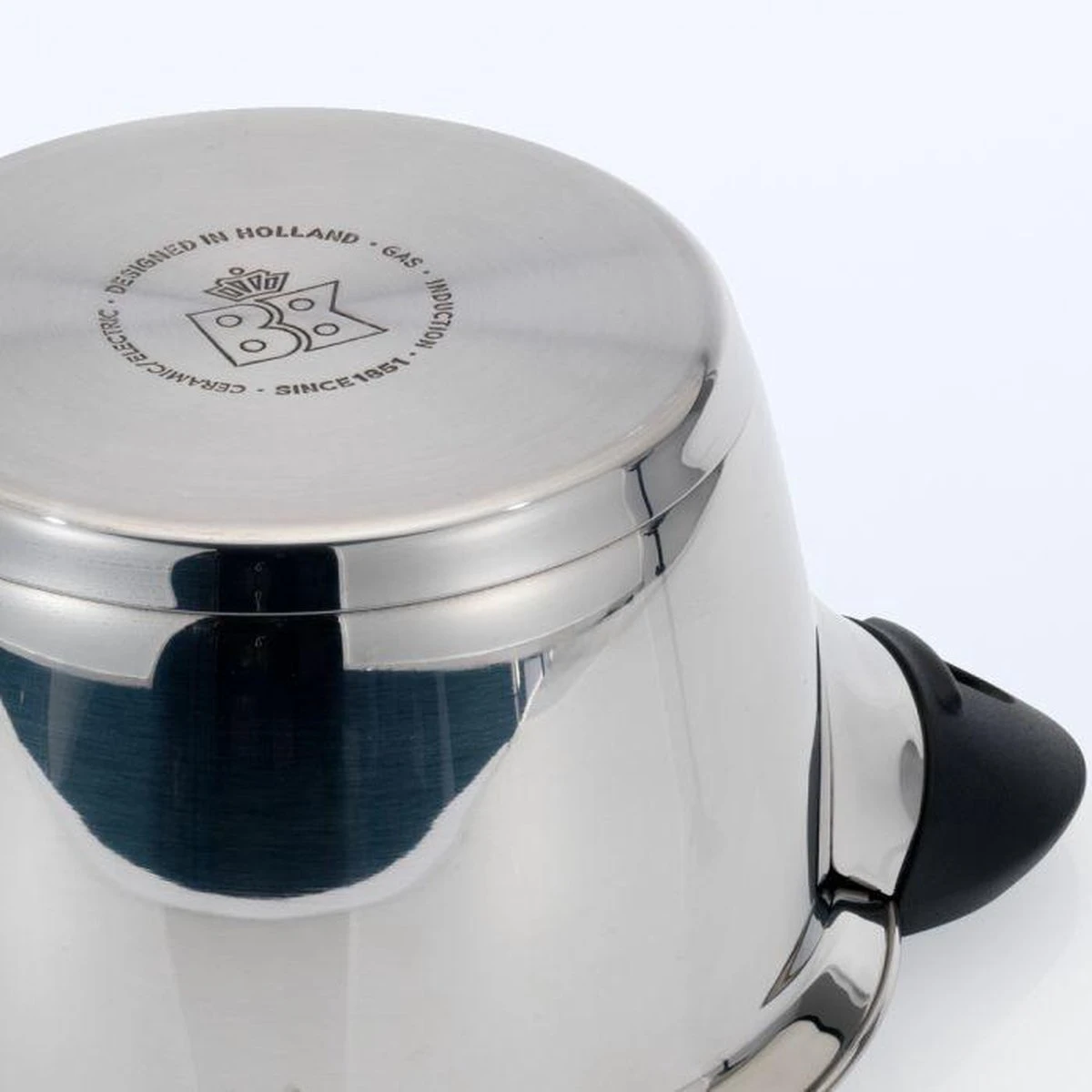 BK Q-linair Classic Pannenset - 5 Delig - RVS - Veilig Afgietsysteem - Inductie 4 BK Q-linair Classic Pannenset - 5 Delig - RVS - Veilig Afgietsysteem - Inductie - Afbeelding 2