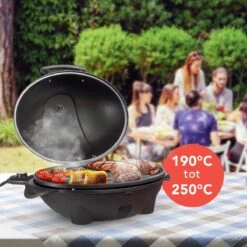 KitchenBrothers Elektrische BBQ - Met Grillplaat - Anti-aanbaklaag - Incl. Plank/Houders - Grilloppervlak 46,5x33,8cm - Tot 300°C - 2400W - Zwart -Woninginrichtingseries Winkel 1200x1200 339