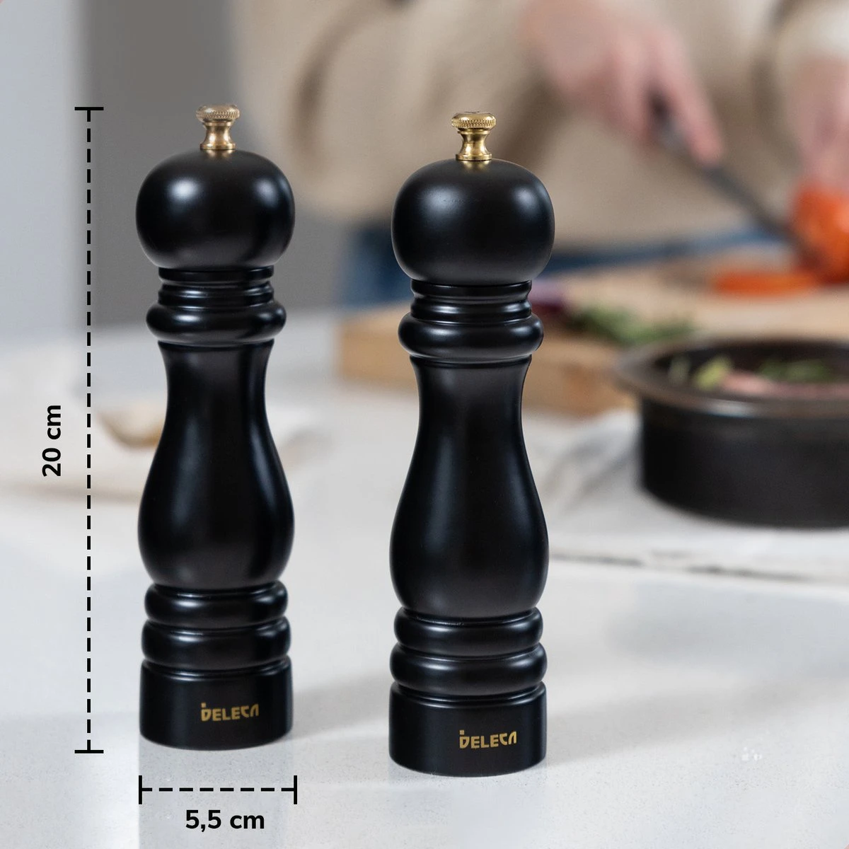 Deleca Luxe Peper En Zoutmolen Set - Met Geschenkdoos - Zout / Pepermolen - Rubberhout - Zwart & Goud 12 Deleca Luxe Peper En Zoutmolen Set - Met Geschenkdoos - Zout / Pepermolen - Rubberhout - Zwart & Goud - Afbeelding 10