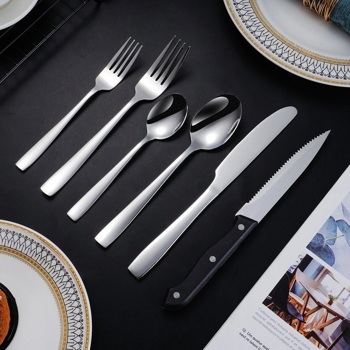 Deleca 12 Persoons Bestekset (72-delig) - Lepels, Messen, Vorken & Steakmessen - Vaatwasserbestendig - Zilver / RVS 5 Deleca 12 Persoons Bestekset (72-delig) - Lepels, Messen, Vorken & Steakmessen - Vaatwasserbestendig - Zilver / RVS - Afbeelding 3