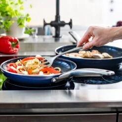 Blue Diamond, Keramische Koekenpan Verrijkt Met Diamantdeeltjes – Inductie Koekenpan Ø 24 Cm – PFAS En PHOA Vrij -Woninginrichtingseries Winkel 1200x1200 72