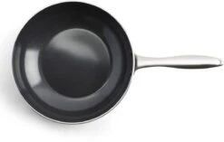 Dagelijkse Kost Door Jeroen Meus - Wok ø28cm - Inductie - Anti-aanbak - PFAS-vrij 22 Dagelijkse Kost Door Jeroen Meus - Wok ø28cm - Inductie - Anti-aanbak - PFAS-vrij -Woninginrichtingseries Winkel 1200x761