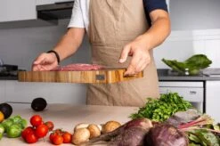 VDN Professionele Snijplank Acacia Hout Met Sapgeul En Handvatten – Hakblok 26x38x3.5 Cm -Woninginrichtingseries Winkel 1200x798 9