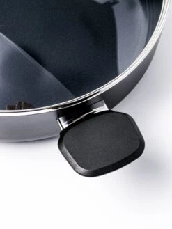 GreenPan Memphis Hapjespan 28cm - Zwart - Inductie - PFAS-vrij 28 GreenPan Memphis Hapjespan 28cm - Zwart - Inductie - PFAS-vrij -Woninginrichtingseries Winkel 900x1200 7