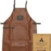 Goodman - BBQ Schort - Echt Leer - Leren Schort Man - Cognac Bruin -Woninginrichtingseries Winkel 938x1200